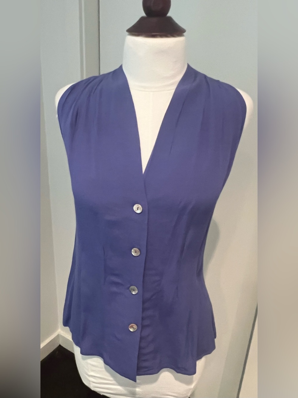 Sleeveless OBR (Banana Republic) V-Neck Button Front Top - Purple